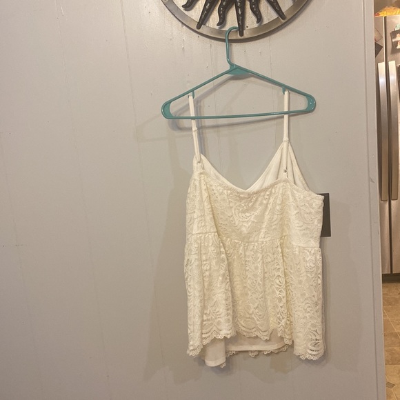 LAST CHANCE; comes with gift! Closet closing forever next week ❤️❤️❤️torrid NWOT - Picture 4 of 5